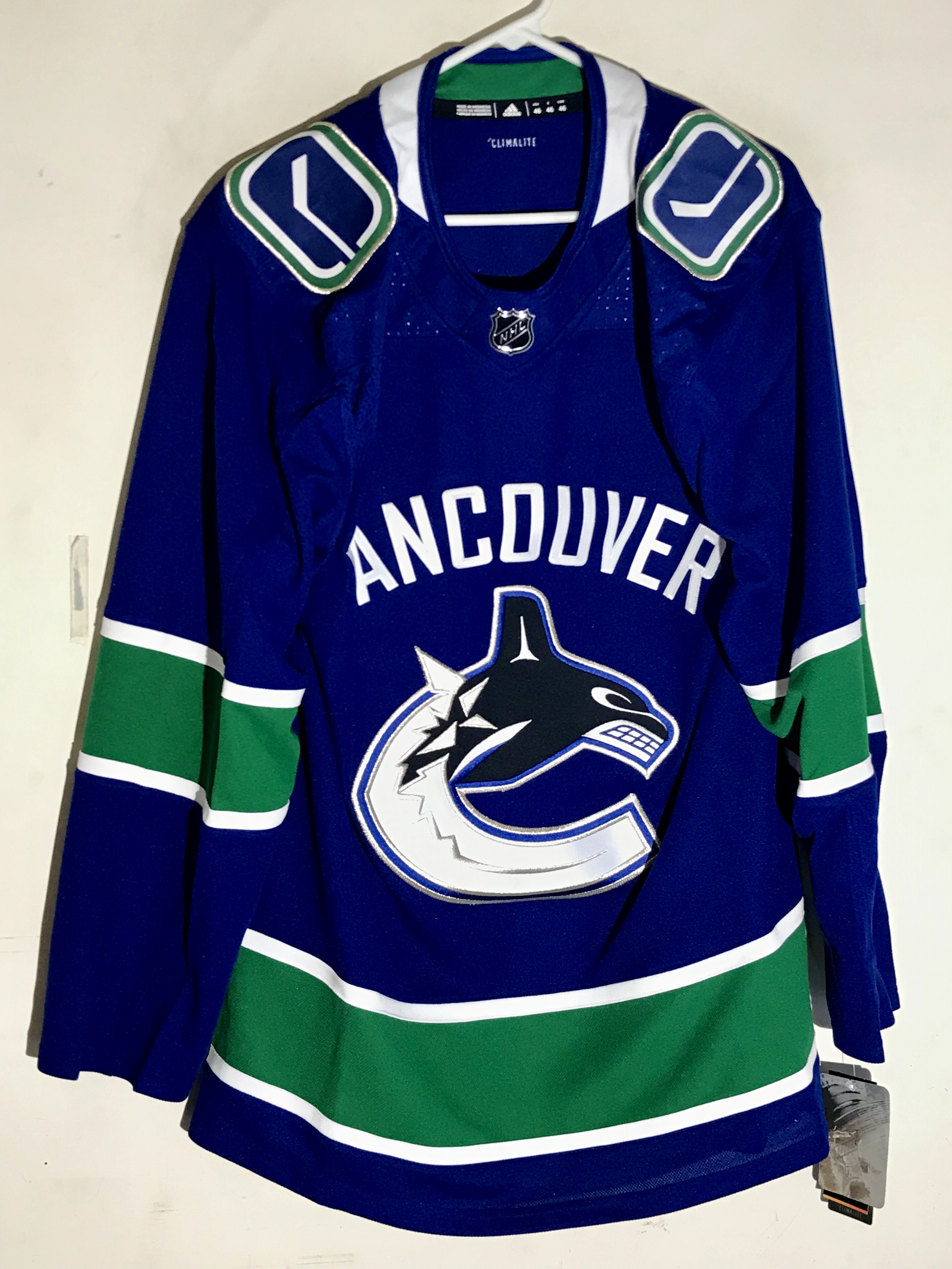 adidas authentic nhl jersey
