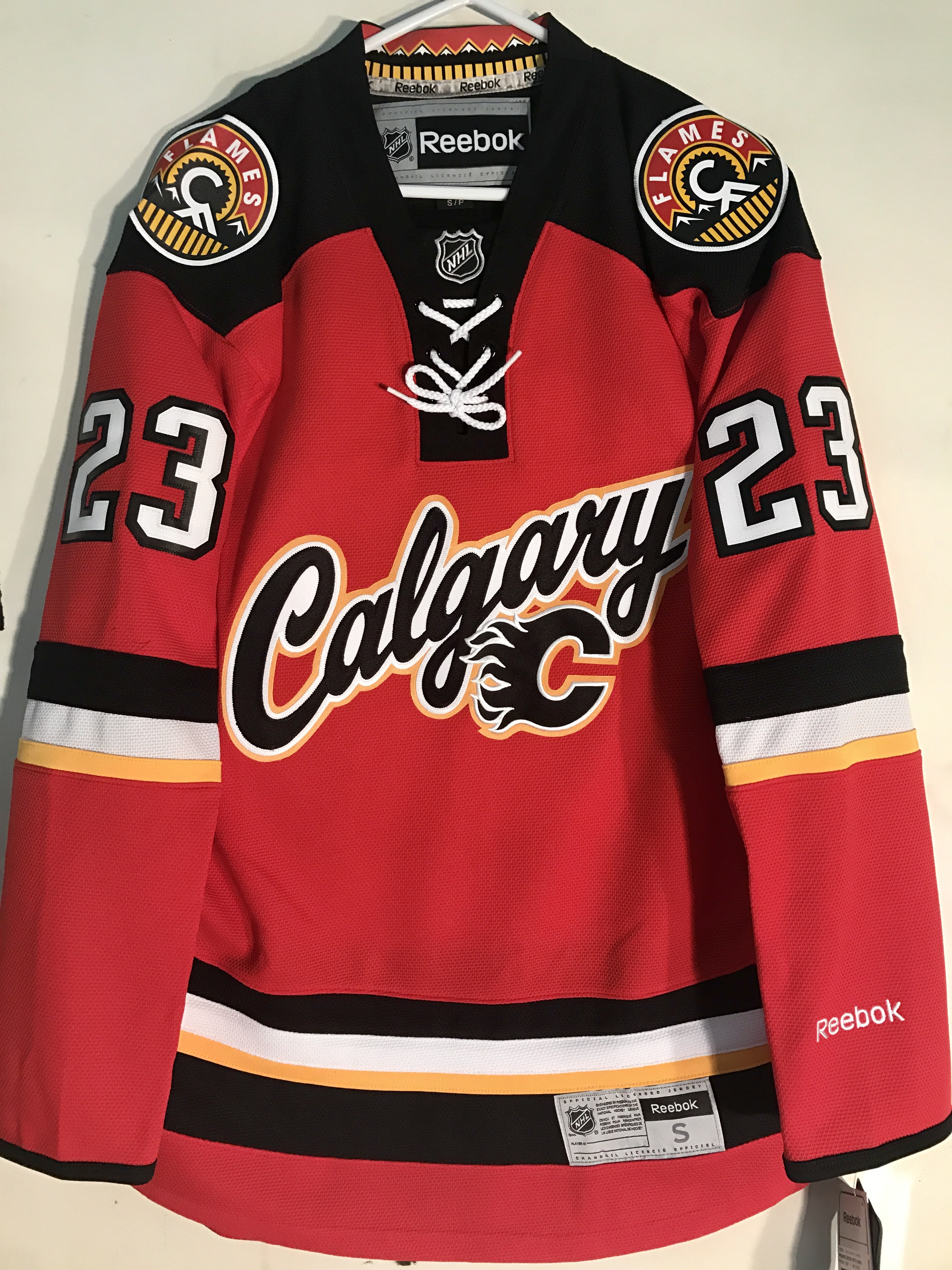 Reebok Premier NHL Jersey Calgary Flames Sean Monahan Red Alt sz S   eBay